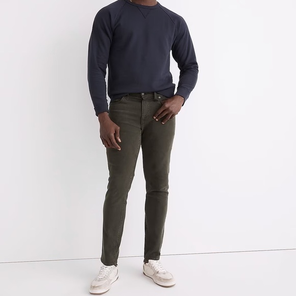 Madewell Other - Madewell Garment-Dyed Athletic Slim Jeans NG313